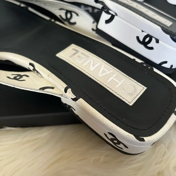 Chanel Logo Thong Sandals